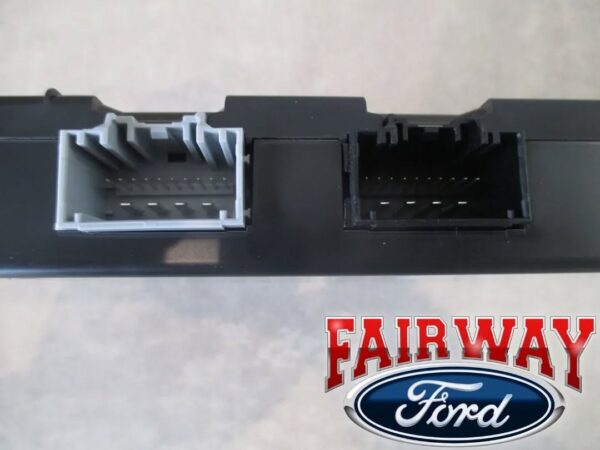 21 - 23 F-150 OEM Ford Parts In-Dash Trailer Brake Control Module - Image 4