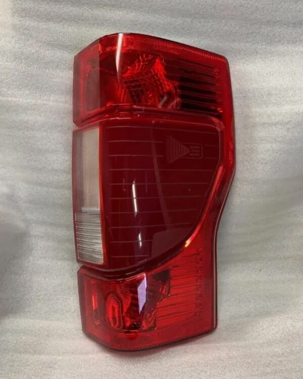 2020 2021 2022 FORD F250/F350 TAIL LIGHT DRIVER (LH) (RH)w/BLIS HALOGEN (NON-LED) - Image 3