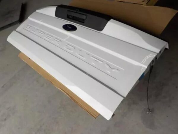 2020 2021 2022 Factory Ford F250 F350 Super Duty Tailgate with camera hole - Image 5