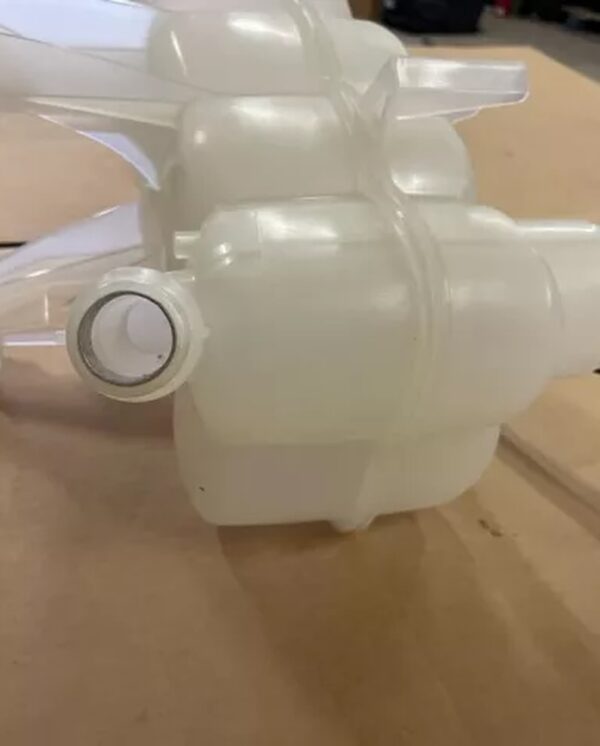 2020-2022 Ford F250 6.2L Coolant Recovery Bottle (Standard Duty) Lc348A080Da - Image 2