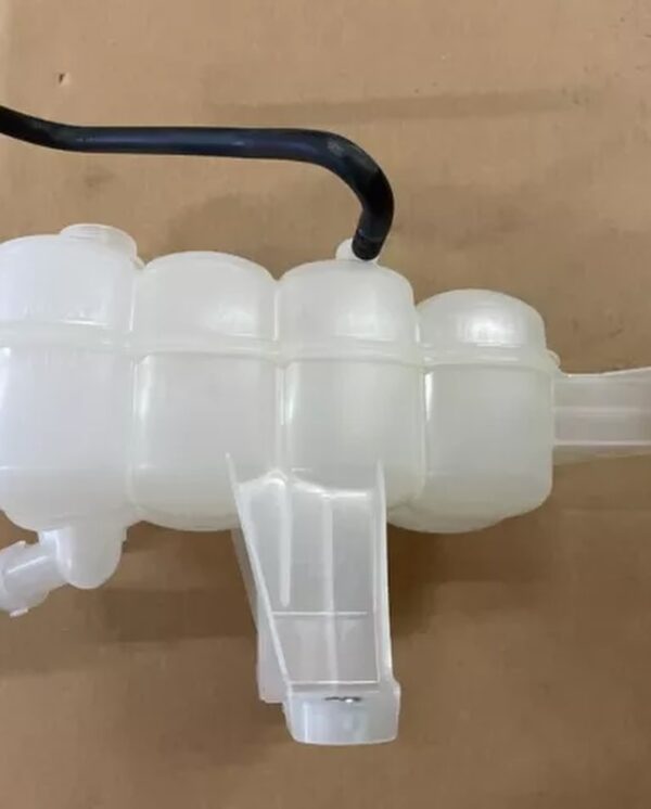 2020-2022 Ford F250 6.2L Coolant Recovery Bottle (Standard Duty) Lc348A080Da - Image 3