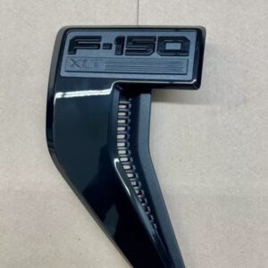 2021-2024 Ford F-150 XLT New Black Fender Left Emblem Insert mint condition